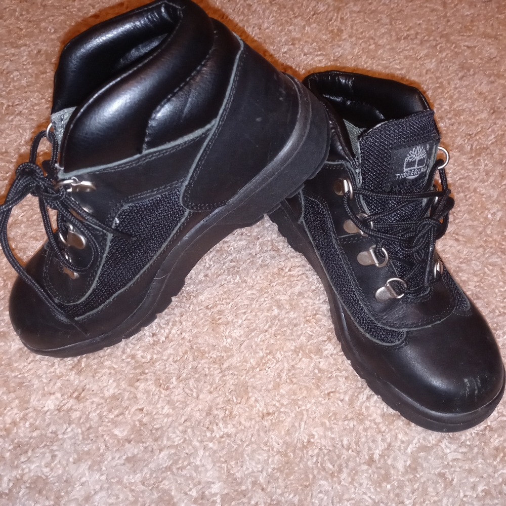 Boy's boots